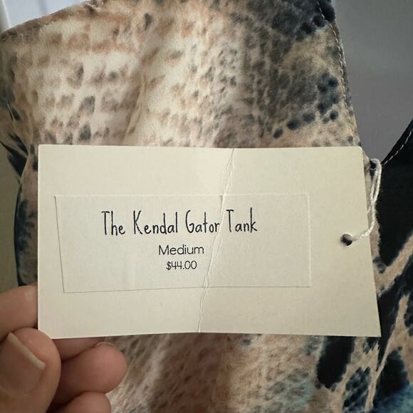 💥Buddy Love The Kendal Gator Tank Women’s dressy top  Medium Boutique NWT $44 - Picture 5 of 11